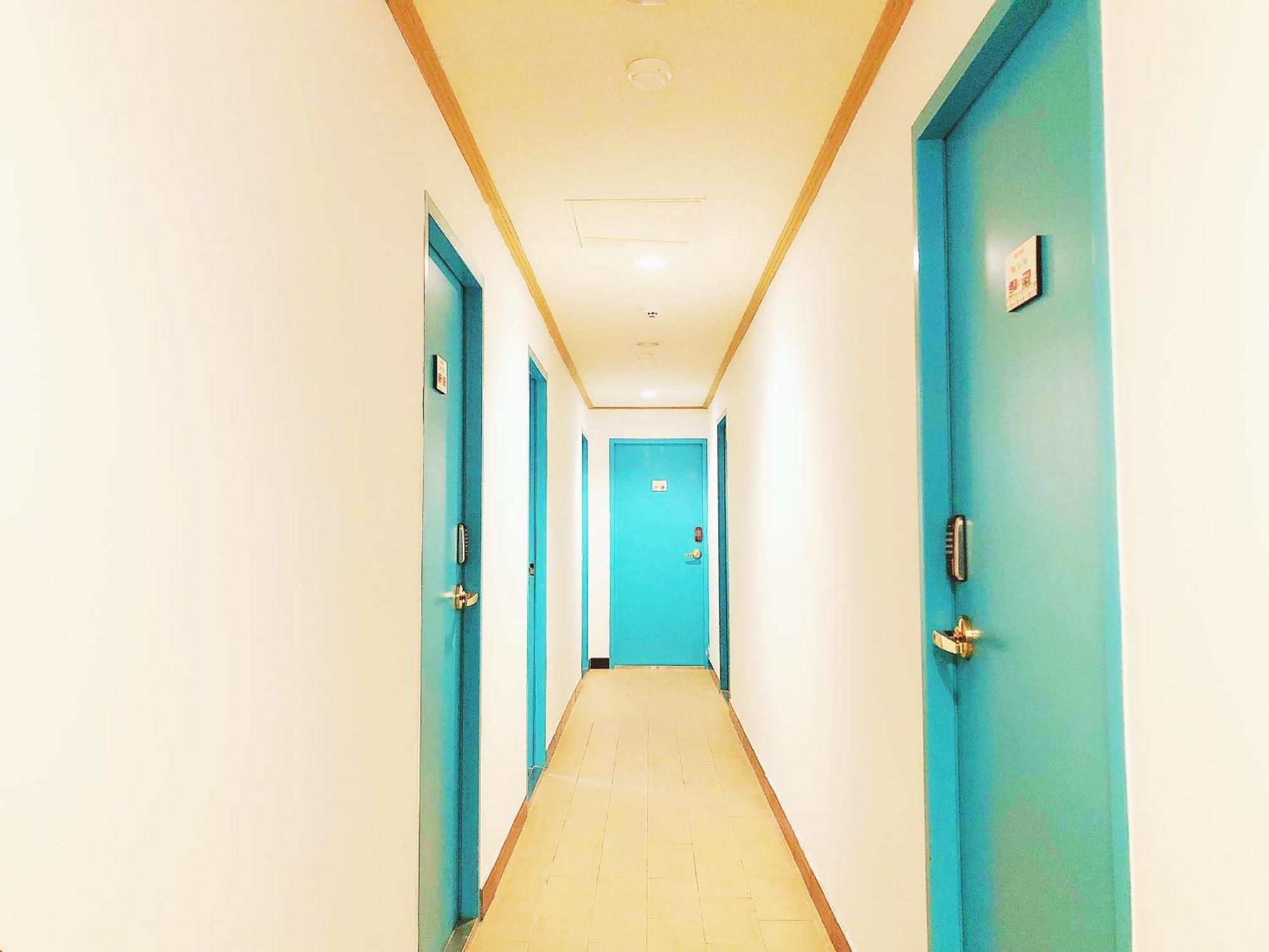 Sarang Guesthouse Dongdaemun Сеул Экстерьер фото