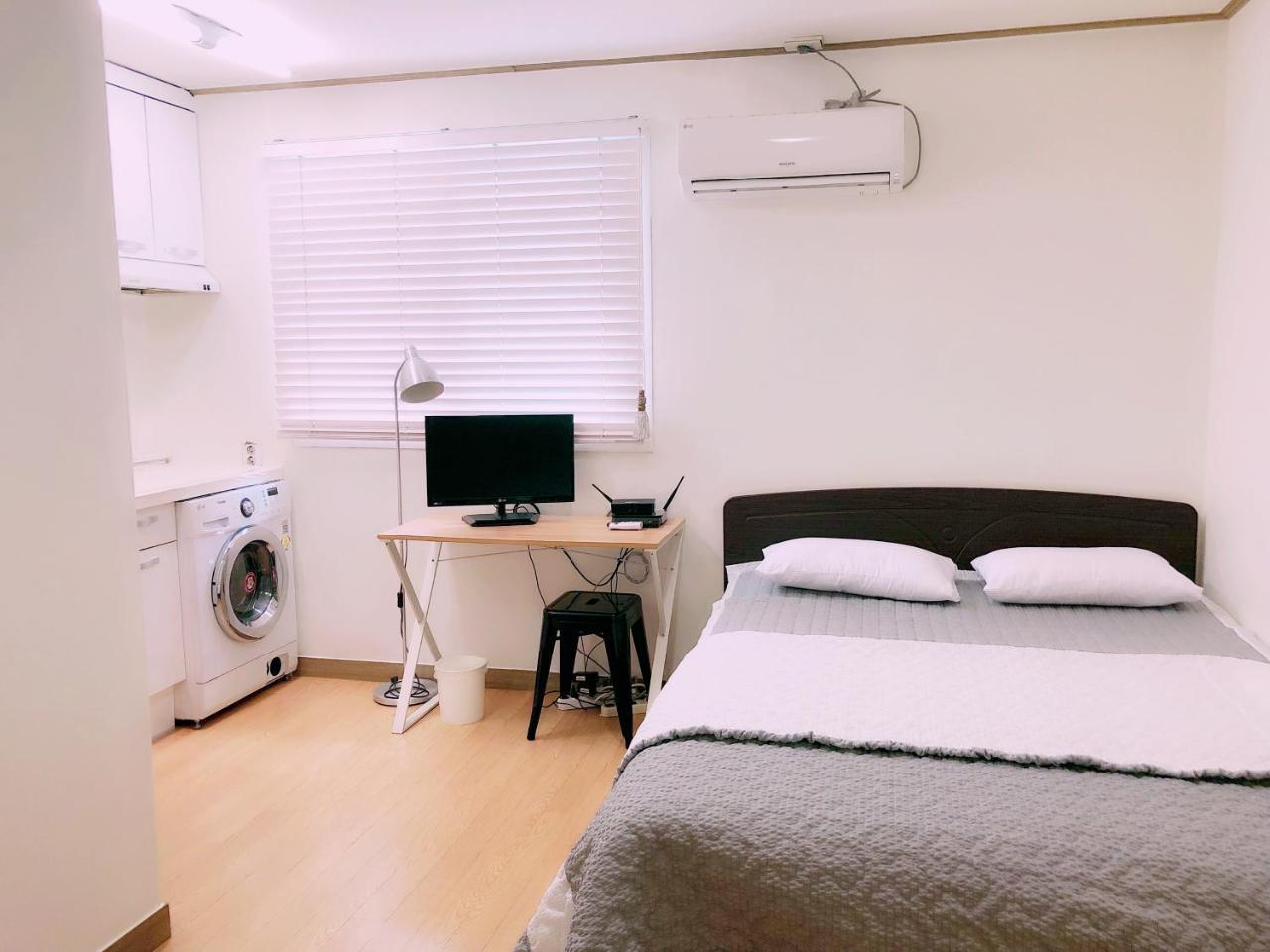 Sarang Guesthouse Dongdaemun Сеул Экстерьер фото